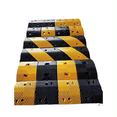 Mua Màu vàng và màu đen tốc độ bumps / cao su đường hump tùy chỉnh sản xuất trực tuyến