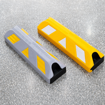 mua Reflective Rubber Wheel Stop for Commercial Parking Areas Asphalt & Concrete Surfaces sản xuất trực tuyến