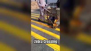 Cải tạo Zebra Crossing ở Pakistan | Sơn vạch đường nhựa nhiệt dẻo màu vàng